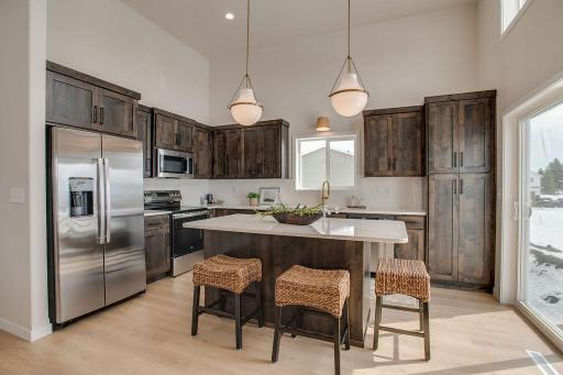 2529 36th Avenue S, Moorhead, MN 56560