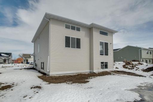 2529 36th Avenue S, Moorhead, MN 56560