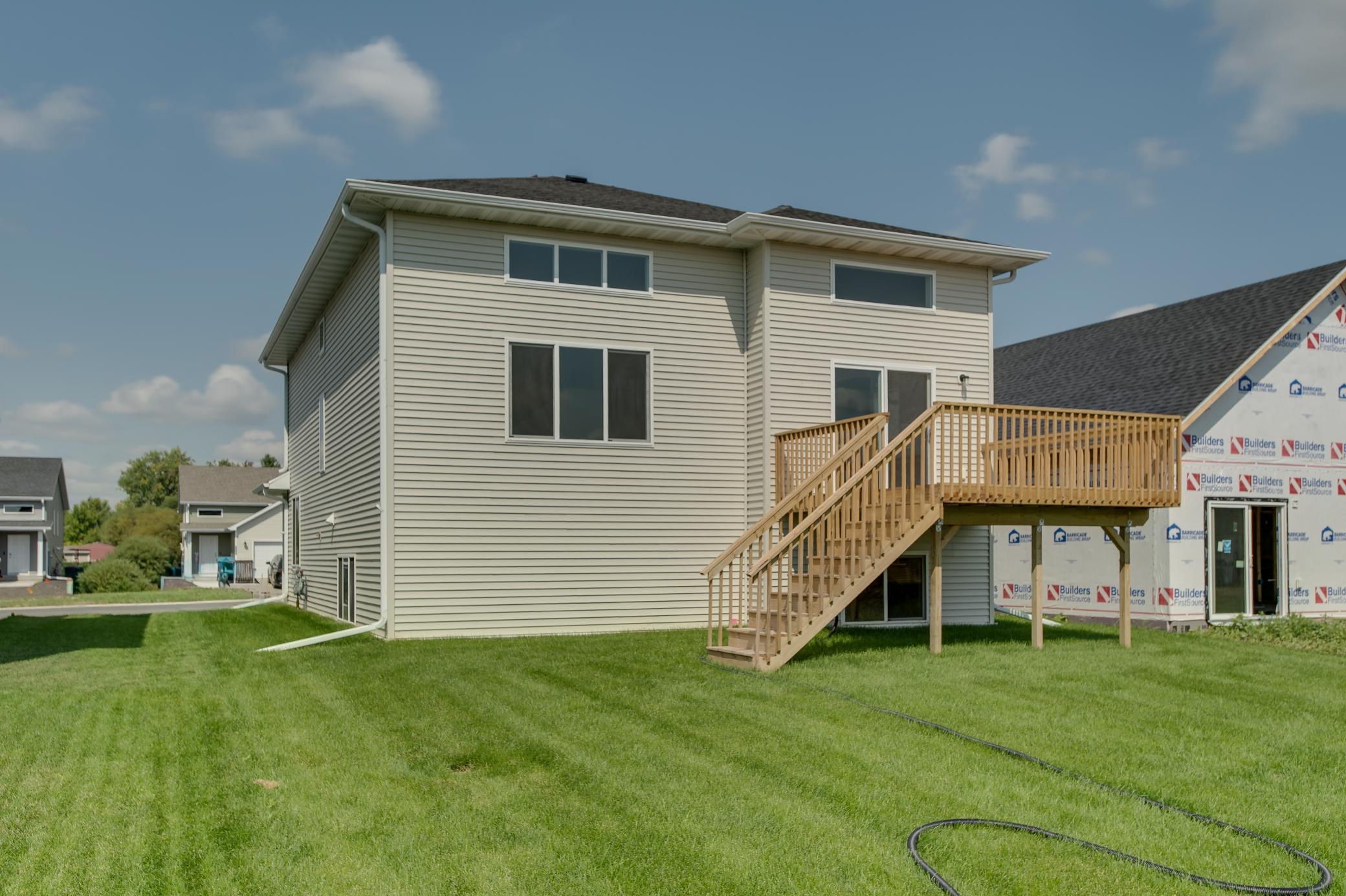 EXTERIOR_2529_36th_AVE-5.jpg