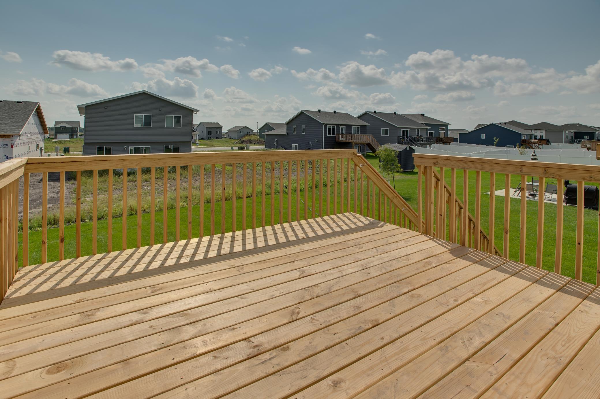 EXTERIOR_2529_36th_AVE-9.jpg