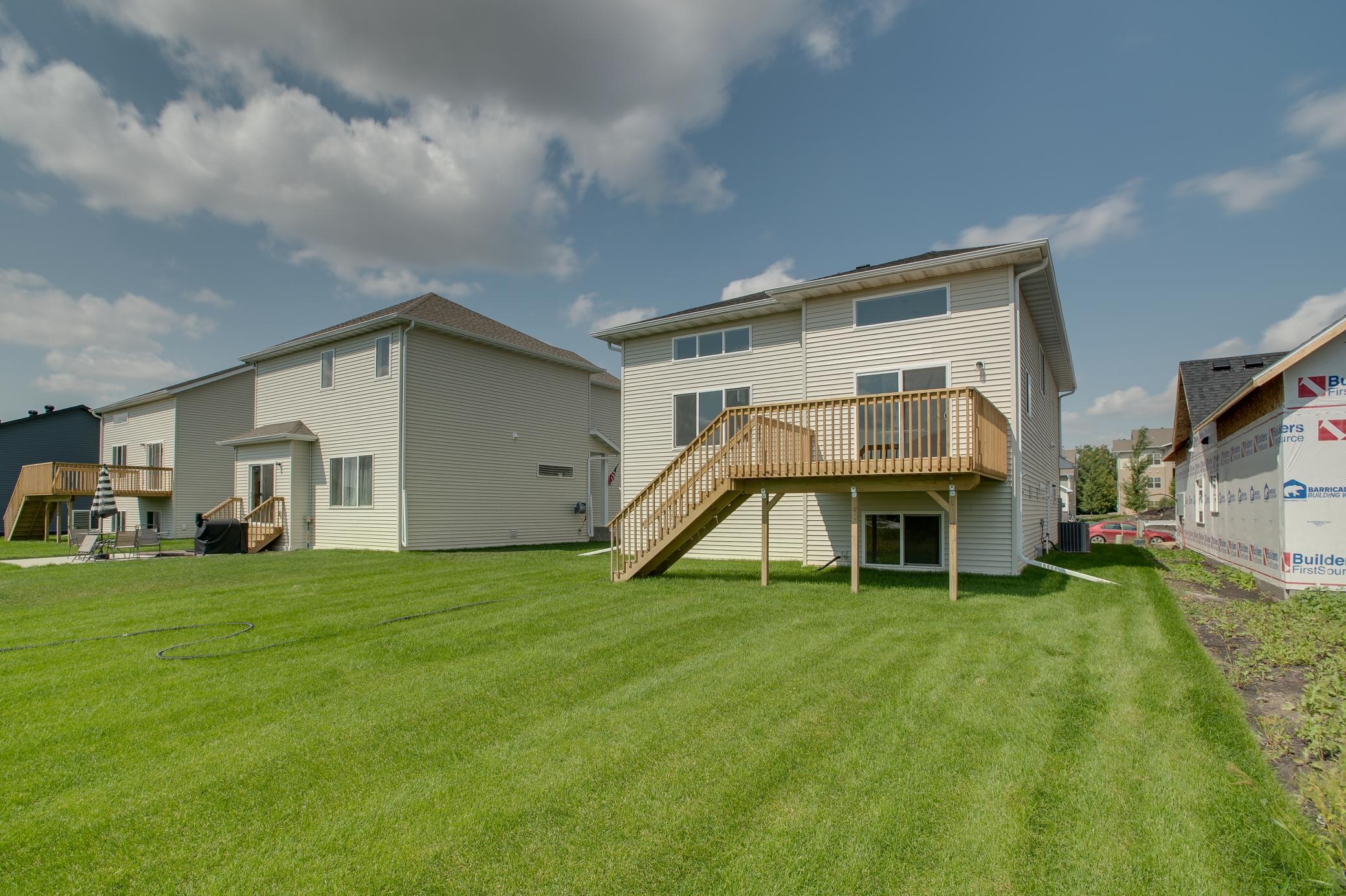 EXTERIOR_2529_36th_AVE-6.jpg