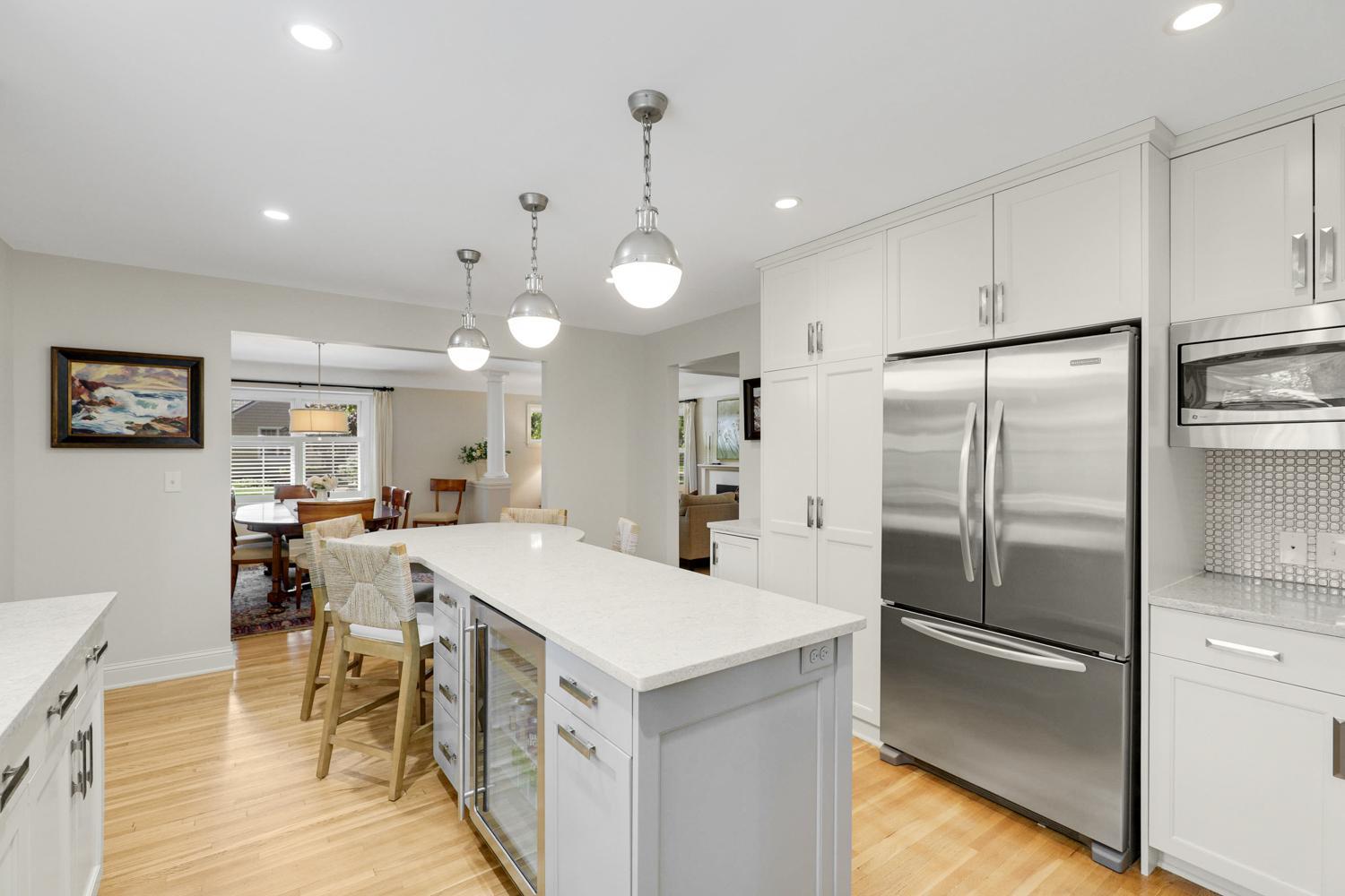 15 - Kitchen.jpg