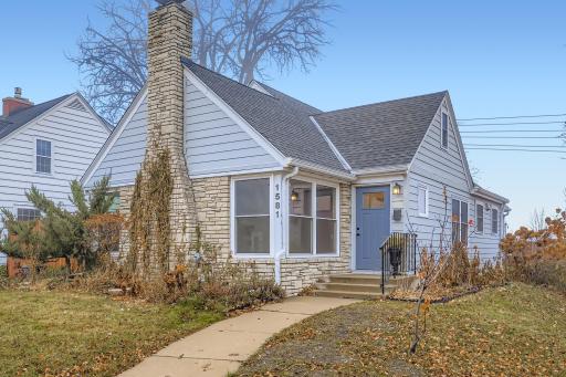 WELCOME HOME to this addorable tudor style home that sits on a corner lot of Pinehurst & Snelling. Grreat location with the Highland Park/Golf course right across the street! Shops & restaurants nearby. EZ freeway access as well.