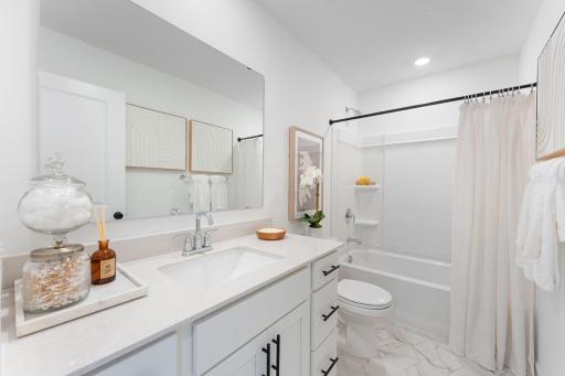 4030 Hayward Avenue N, Oakdale, MN 55128