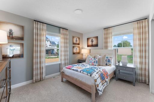 4030 Hayward Avenue N, Oakdale, MN 55128