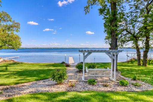 919 N Shore Drive, Detroit Lakes, MN 56501