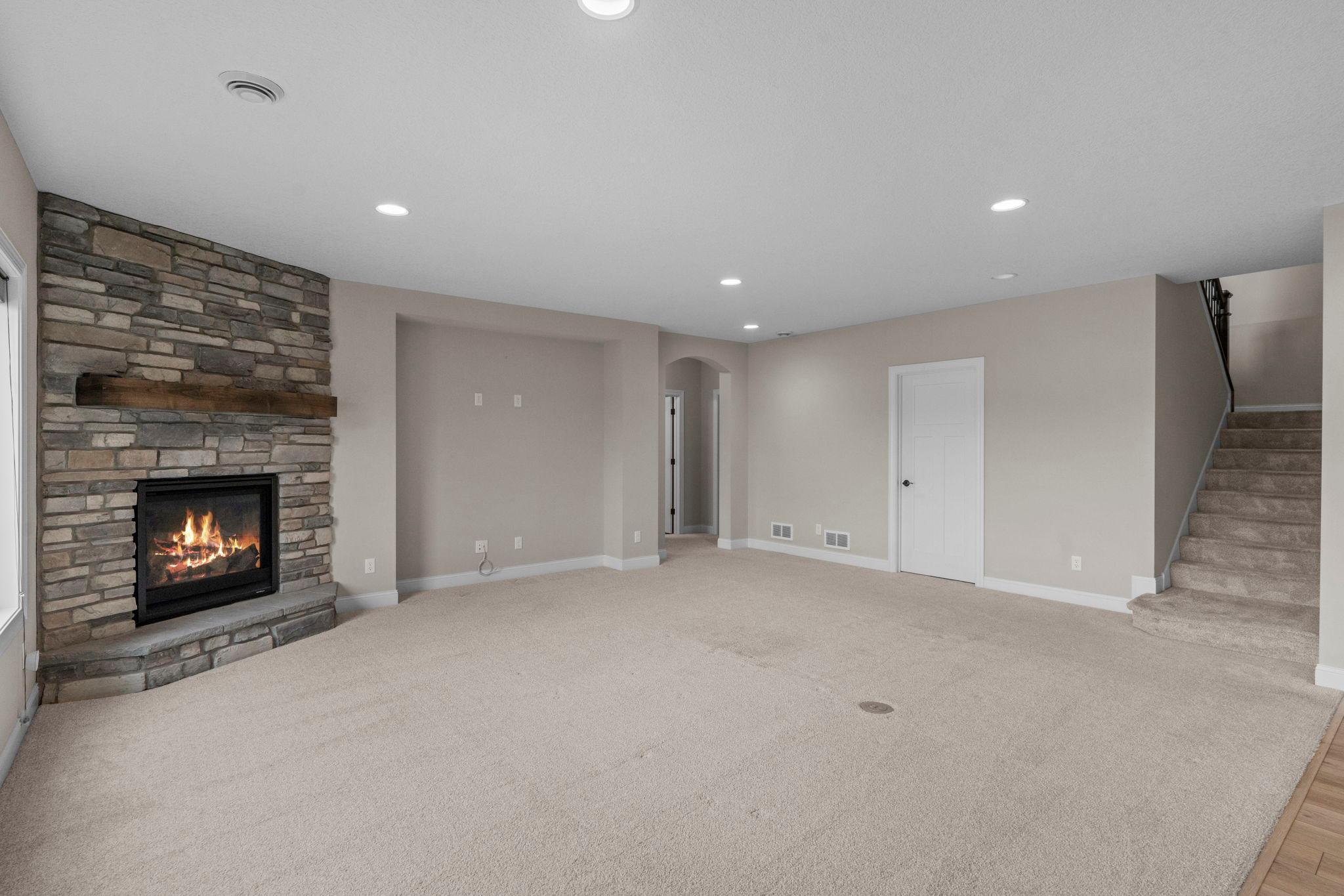 13175 Coral Sea Ct NE 71.jpg