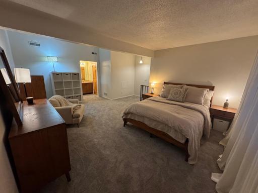 5461 E Brenner Pass, Minneapolis, MN 55432
