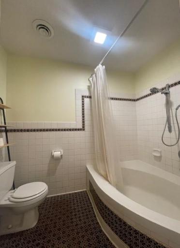 5461 E Brenner Pass, Minneapolis, MN 55432