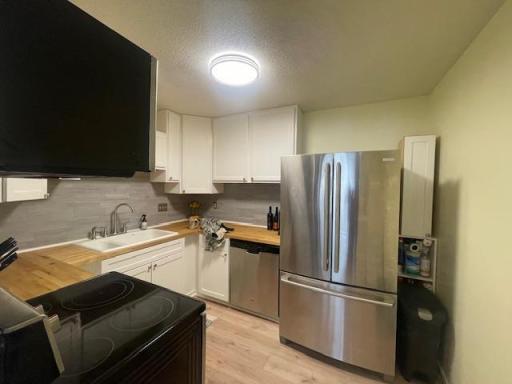 5461 E Brenner Pass, Minneapolis, MN 55432