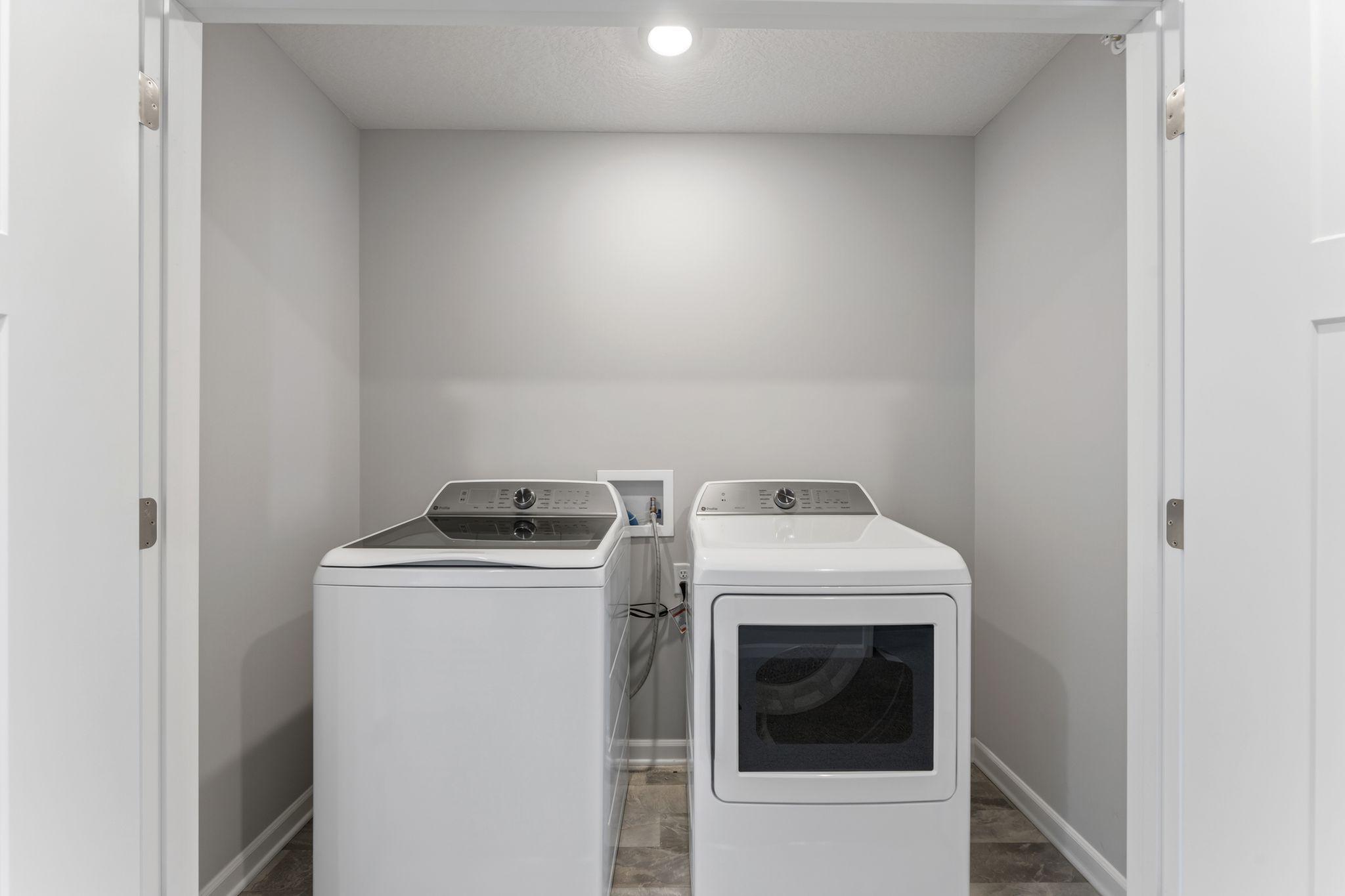 [L315-Z028]Laundry Room.1.jpg