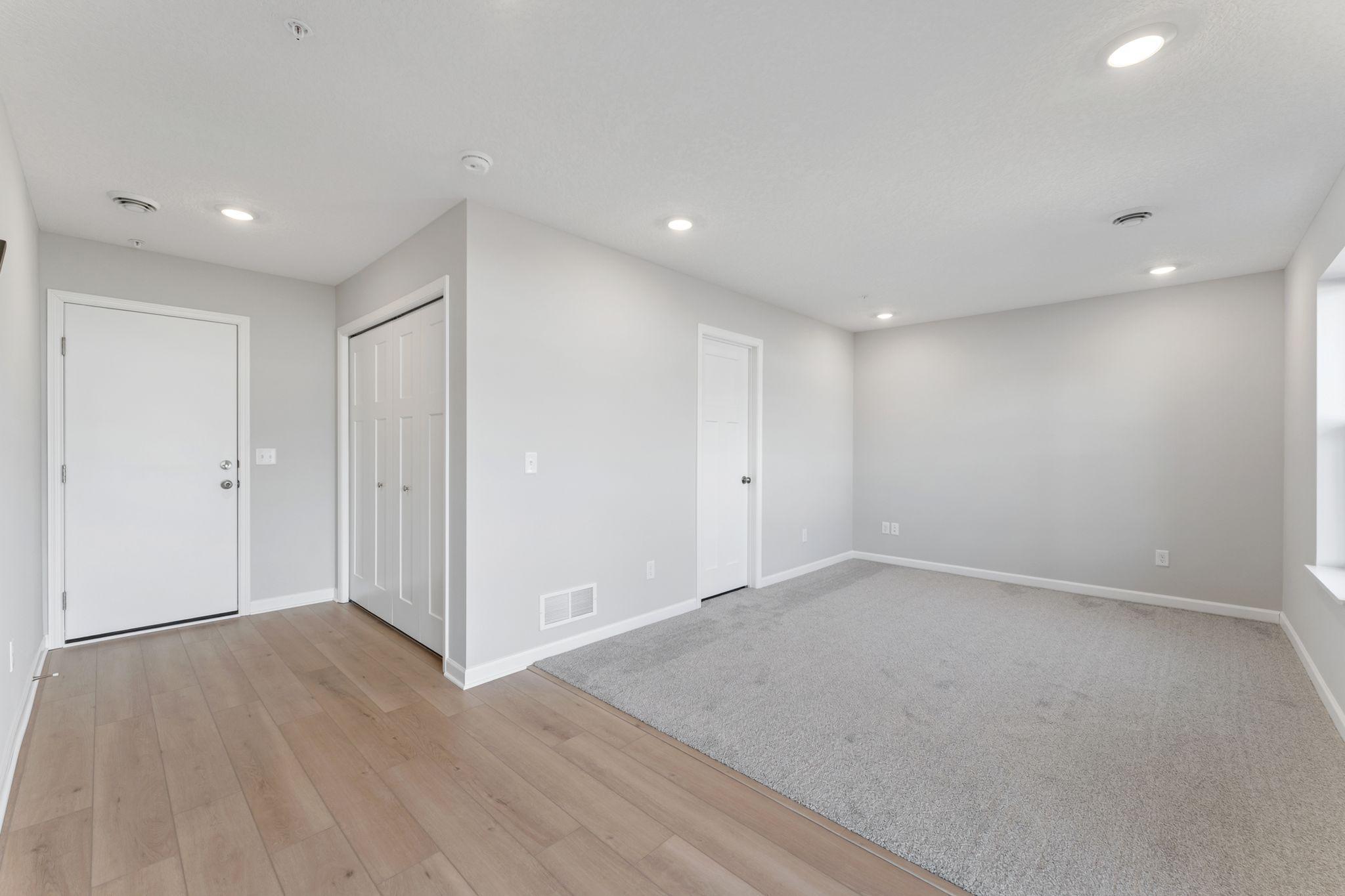 [L315-Z010]Recreation Room.3.jpg