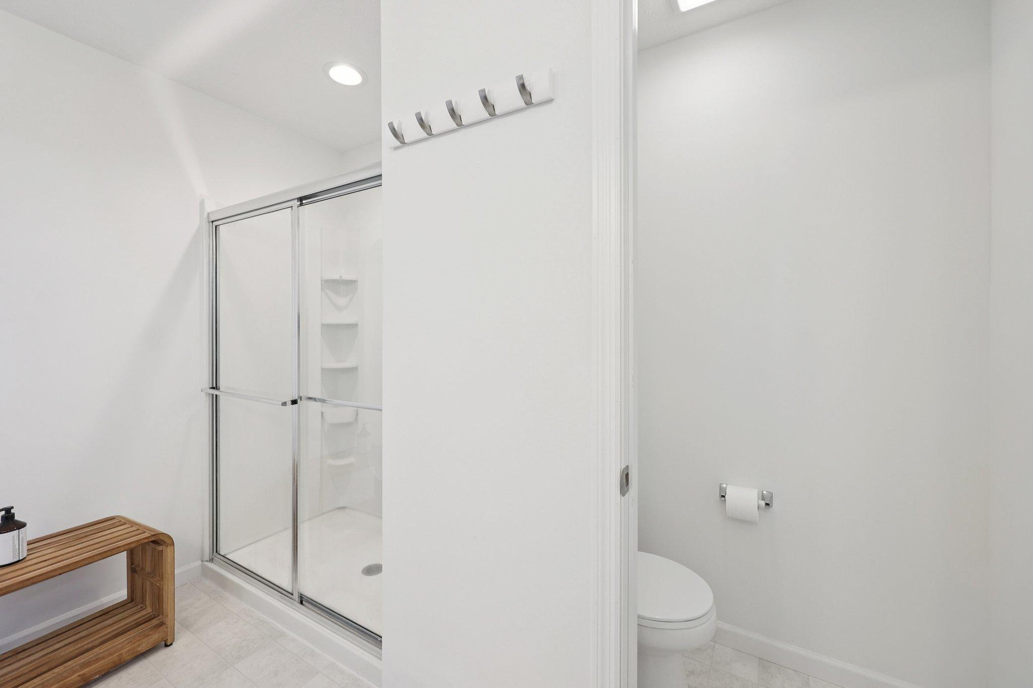 35-web-or-mls-60th Ave-S2903-035.jpg