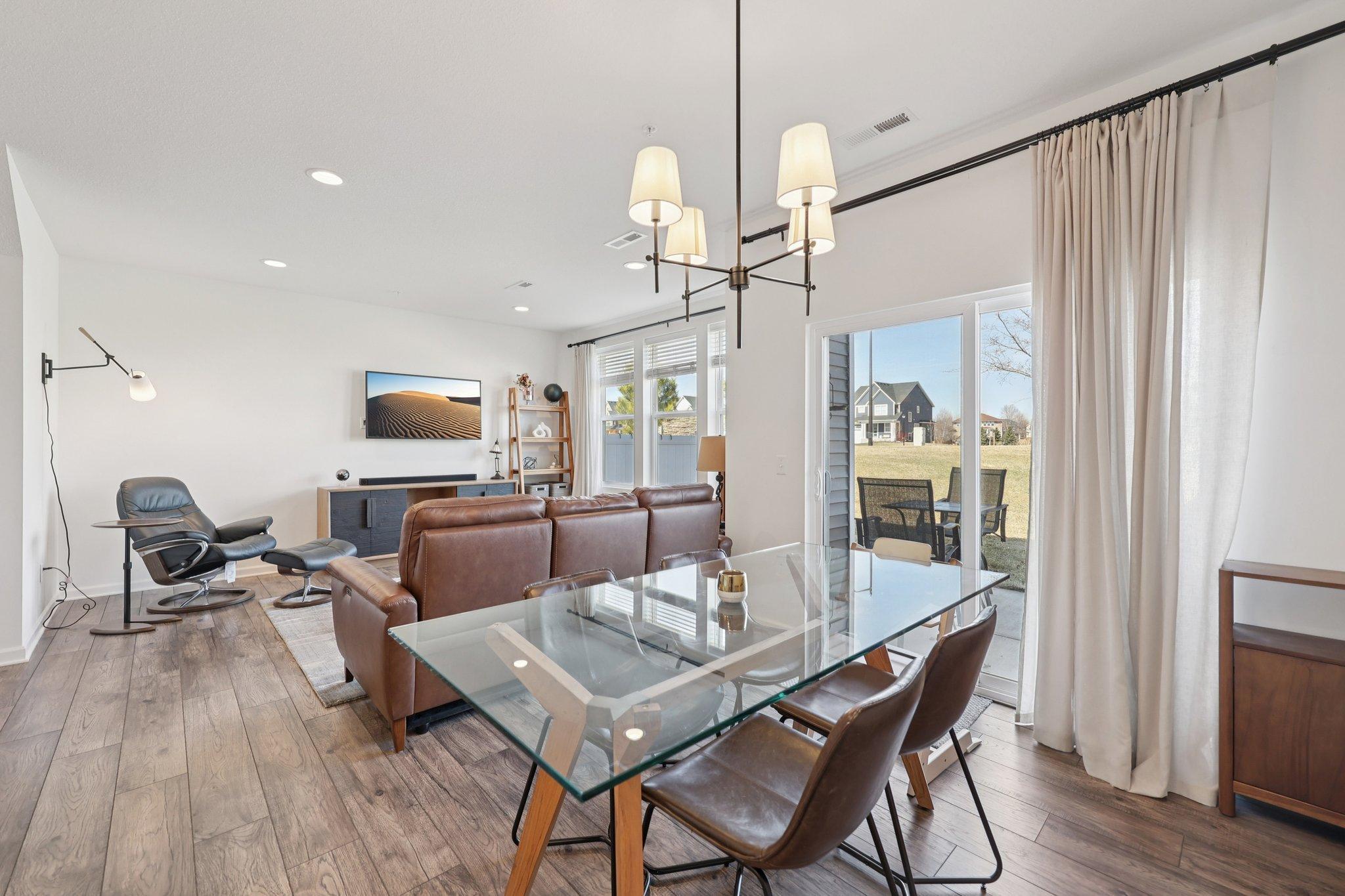 11-web-or-mls-60th Ave-S2903-011.jpg