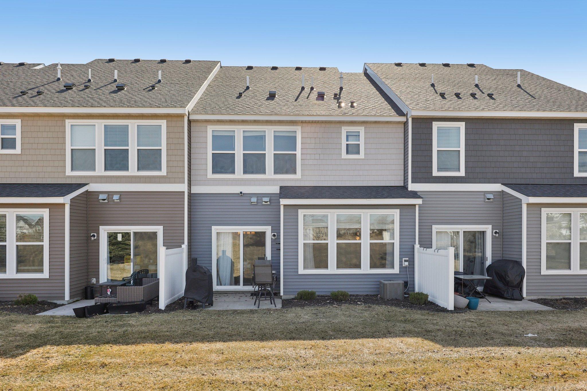 41-web-or-mls-60th Ave-S2903-041.jpg