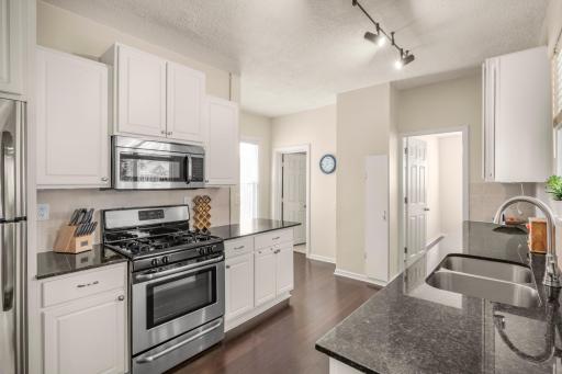 282 Annapolis Street E, Saint Paul, MN 55118