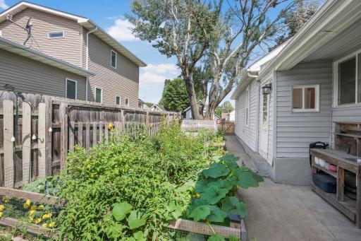 282 Annapolis Street E, Saint Paul, MN 55118