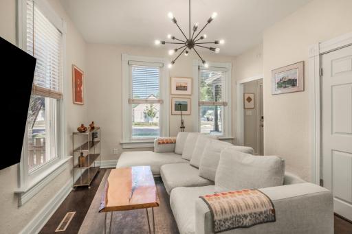 282 Annapolis Street E, Saint Paul, MN 55118
