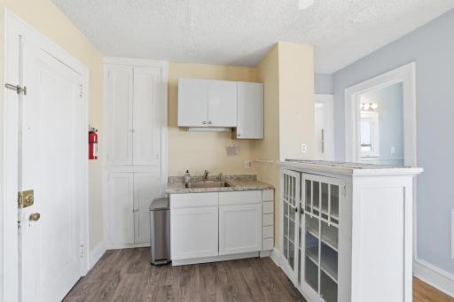 286 Van Buren Avenue, 6, Saint Paul, MN 55103