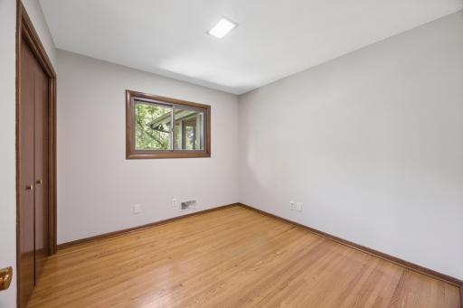 443 Salem Place, Saint Paul, MN 55115