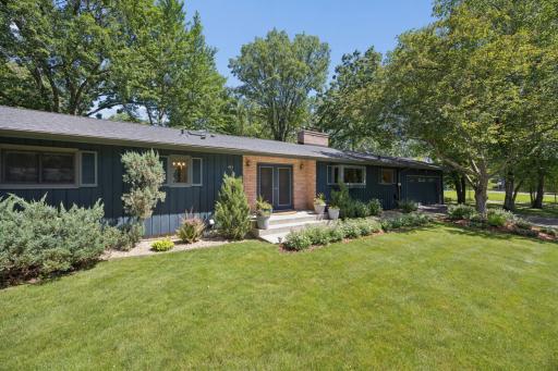 443 Salem Place, Saint Paul, MN 55115