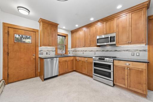 1847 Sargent Avenue, Saint Paul, MN 55105