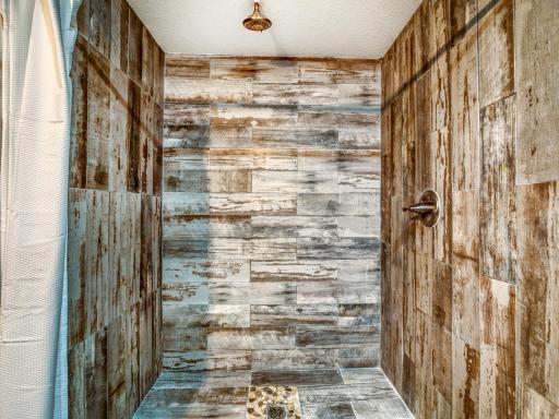 Tile walk-in shower