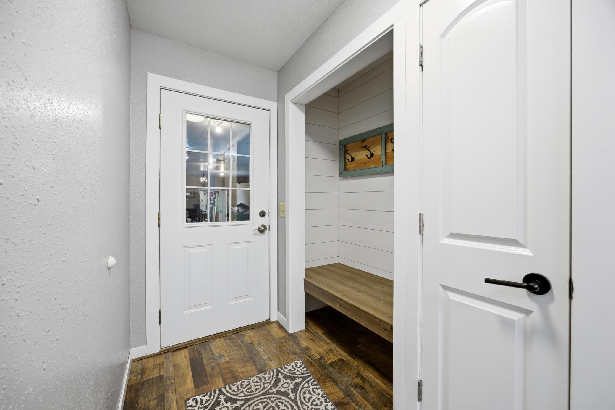Mudroom - Entry to Garage