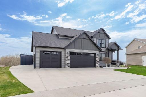 6364 Sunset Hill Place NW, Rochester, MN 55901