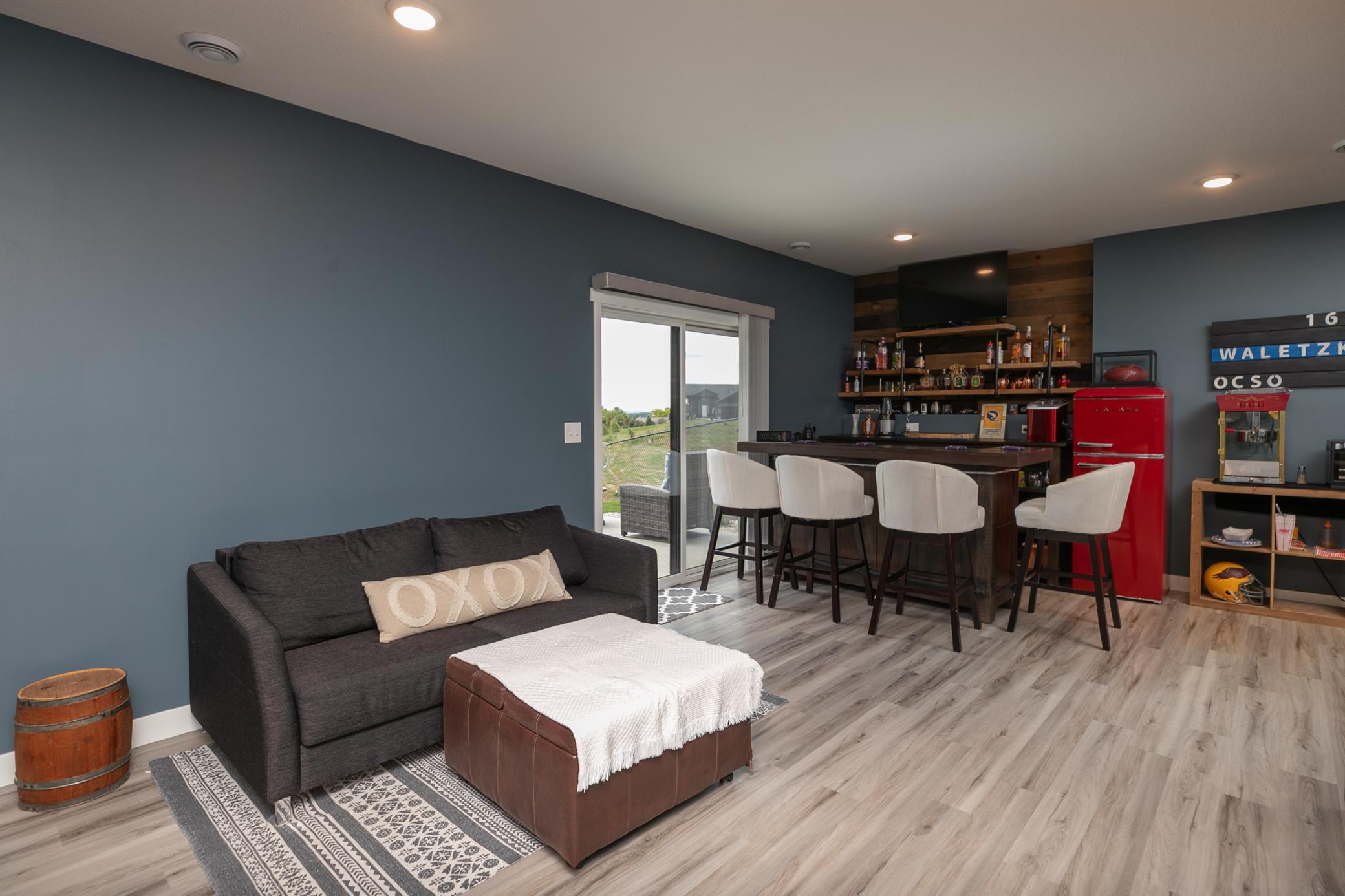 38-38-Family Room.jpg