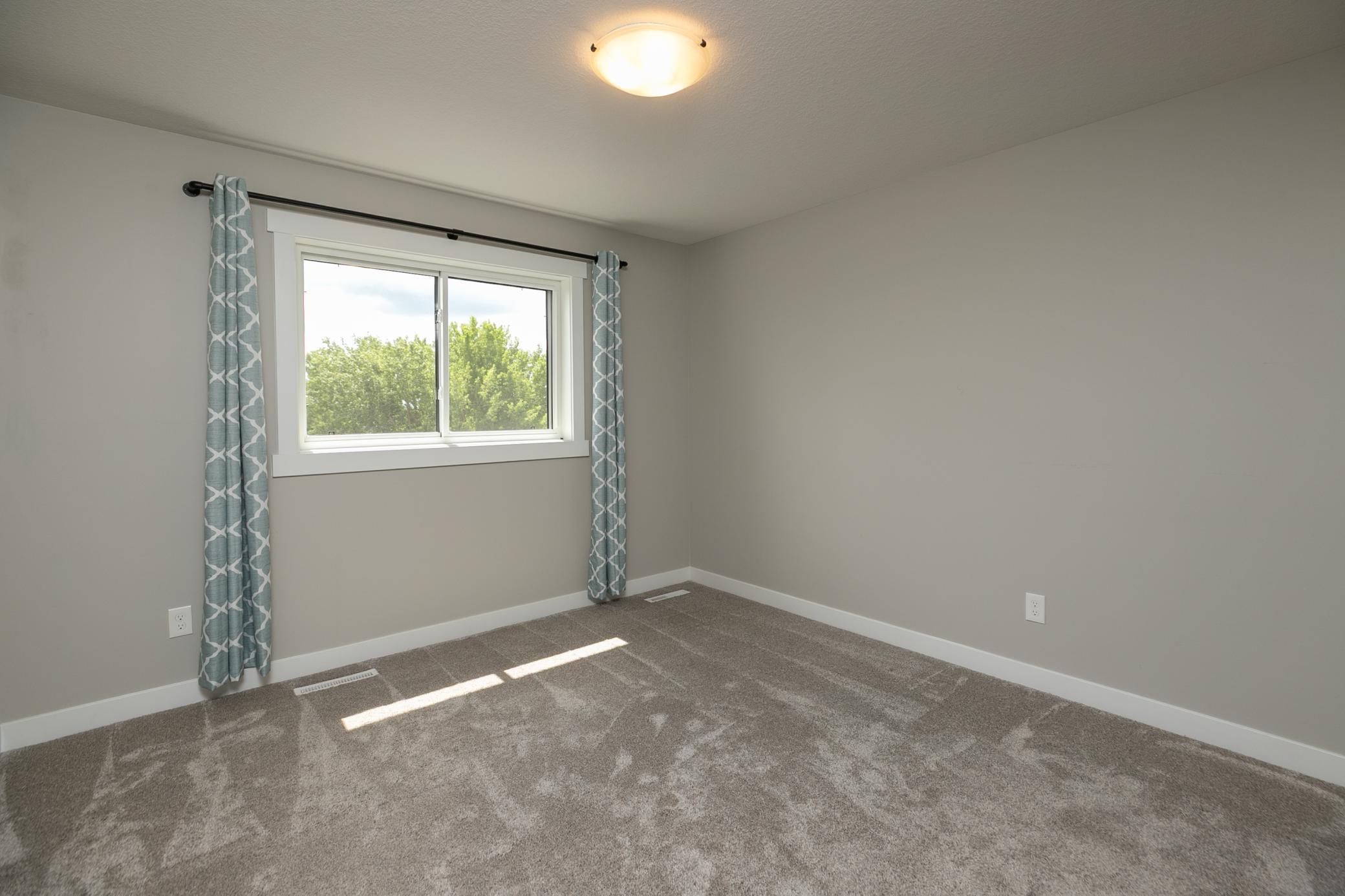 29-29-Bedroom 3.jpg