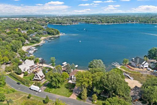 105 feet of sandy lakeshore sloped from the walk out and the convivence of being so close shopping, commuting, dining and more.