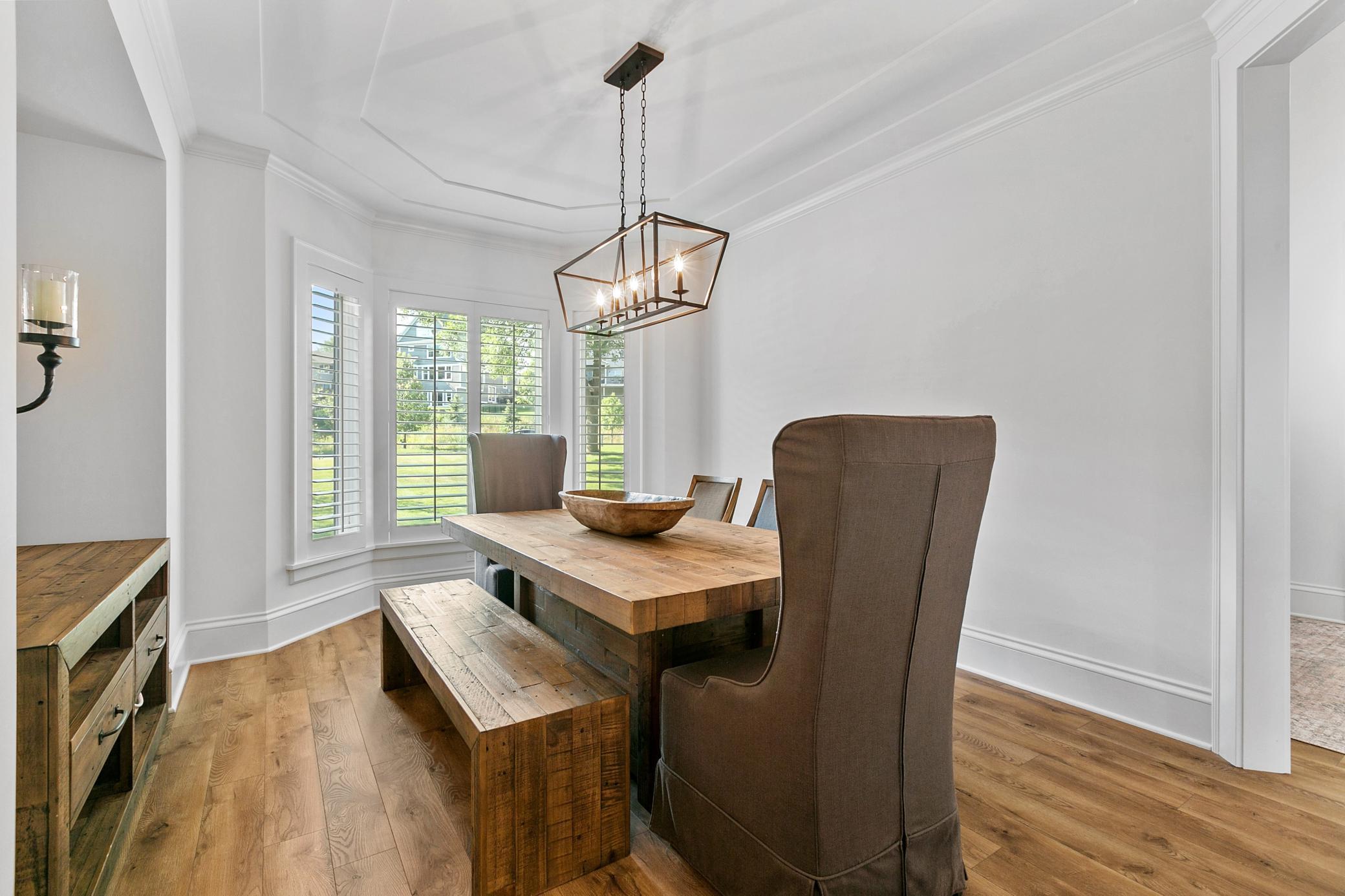 Beautiful ceiling detail, curved window and dramatic light.