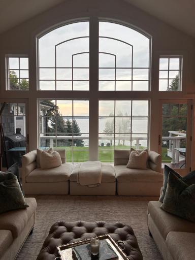 5940 Loring Drive, Mound, MN 55364