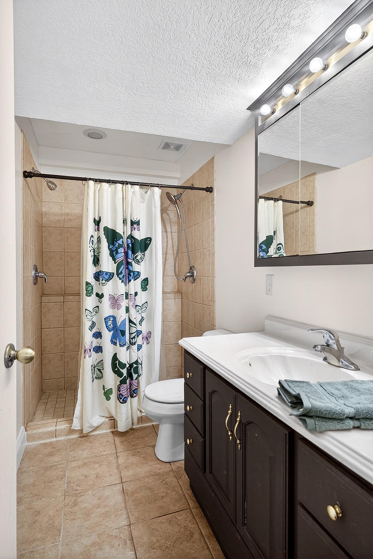 web_Bathroom Lower.jpg