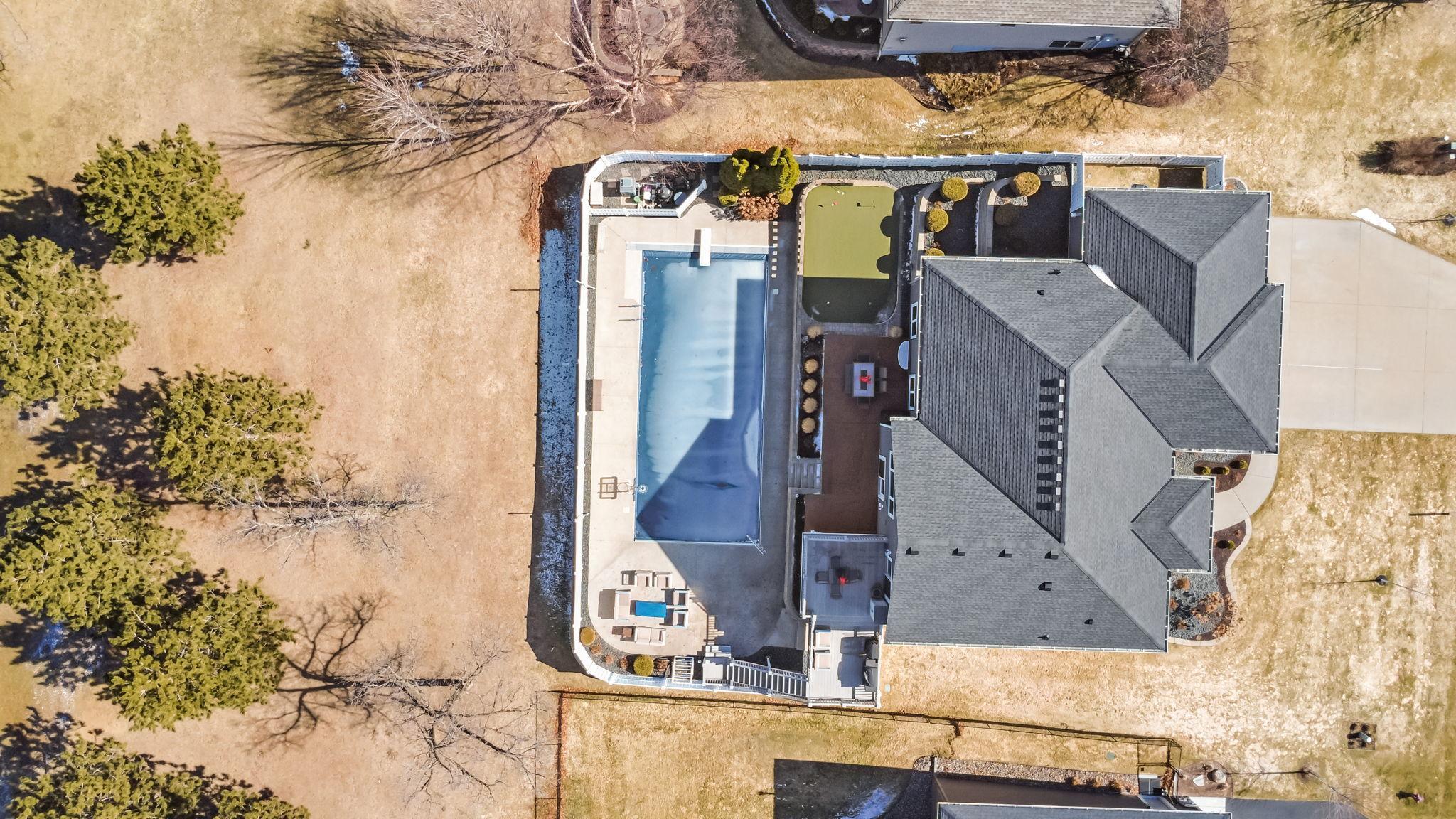 Dog area on side of house