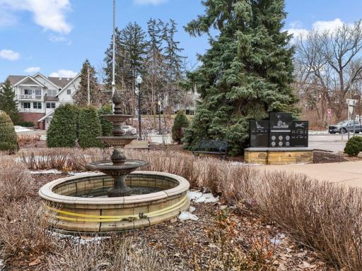 805 Hidden Lane, Excelsior, MN 55331