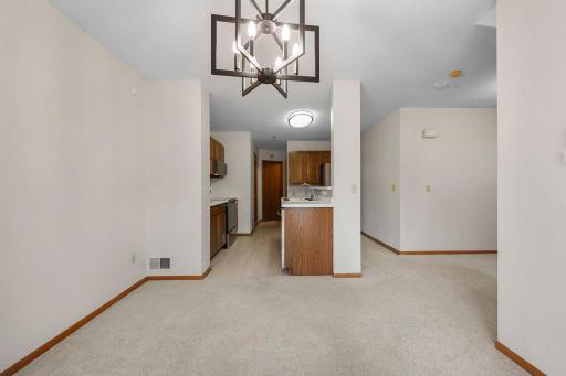 2611 Concord Way, Mendota Heights, MN 55120