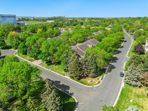 2611 Concord Way, Mendota Heights, MN 55120