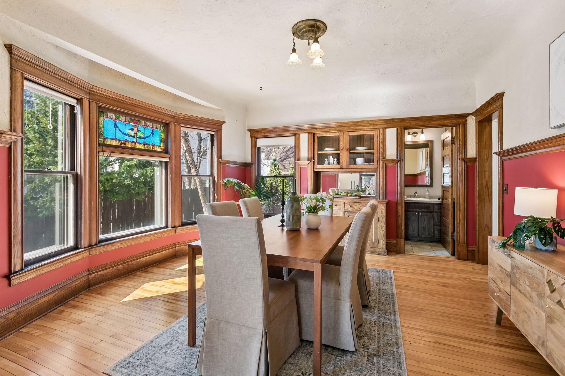 Another beautiful window.