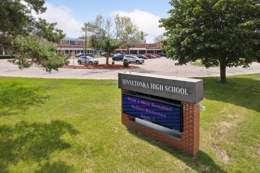 Located in the award-winning Minnetonka School District, this home is served by Deephaven Elementary and Minnetonka Middle School East.