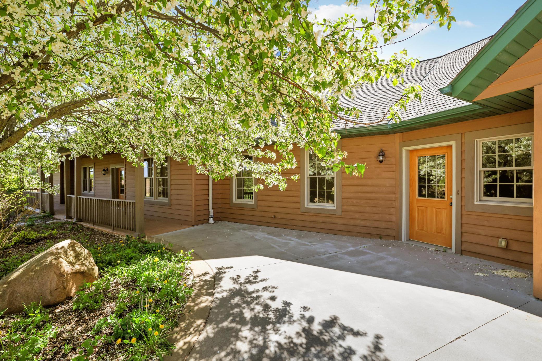 8710Photography-Web-Friendly-320th-Avenue-Way-Red-Wing-MN-55066-3.jpg