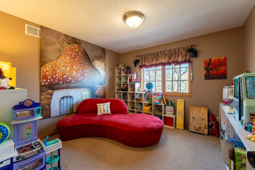 723 36th Street W, Hastings, MN 55033
