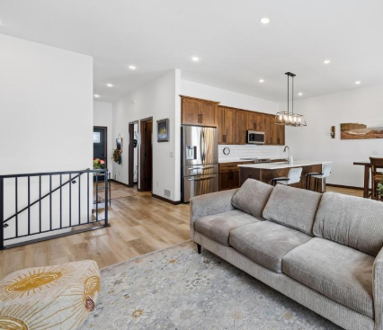 20193 Prairie Drive, Big Lake, MN 55309