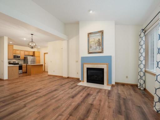 17613 38th Avenue N, Minneapolis, MN 55446