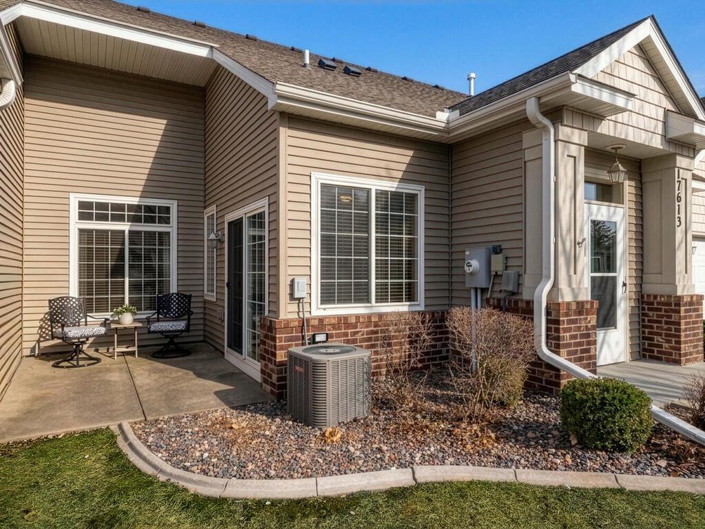 17613 38th Ave N Plymouth MN 55446 USA-003-004-Patio-MLS_Size.jpg