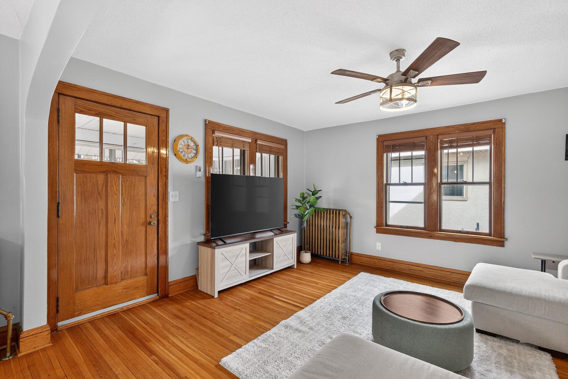 08_428_Fulton_Street8_mls.jpg