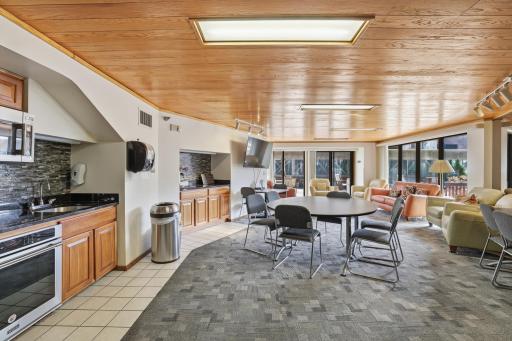 26 10th Street W, 610, Saint Paul, MN 55102