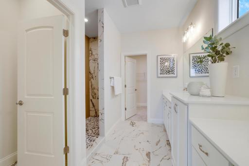 1185 136th Street E, Rosemount, MN 55068