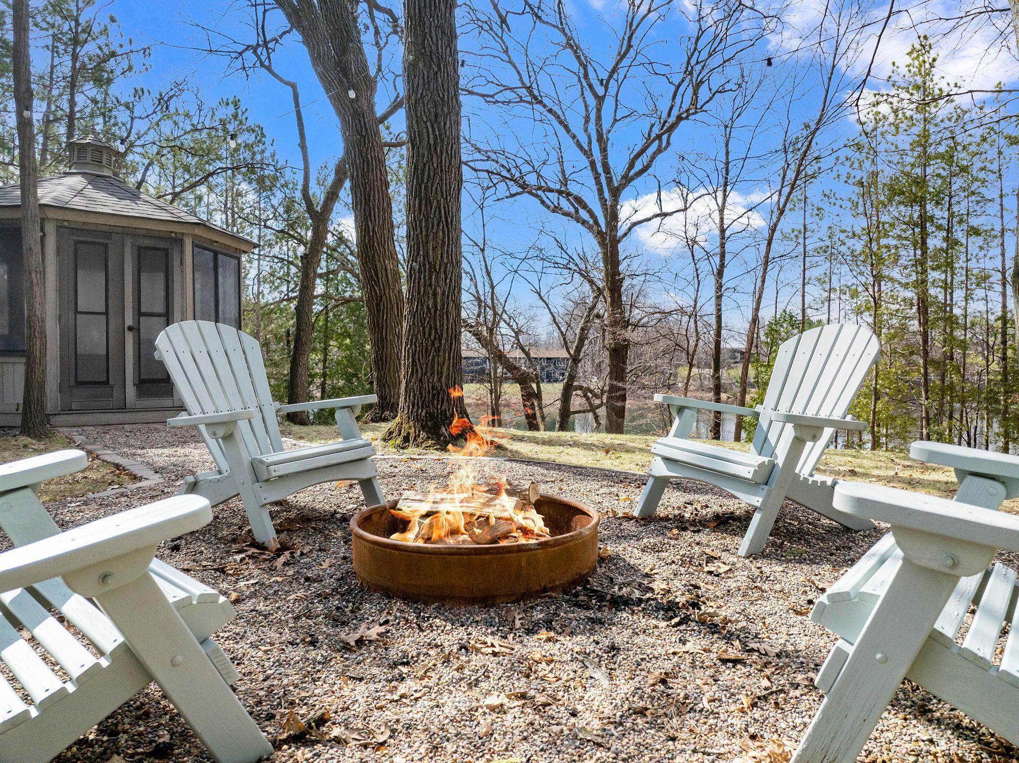 7-web-or-mls-15255 Flag Ave S, Prior Lake-11.jpg